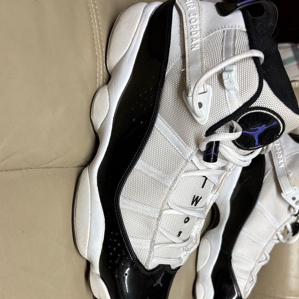 Air Jordan6 rings concord White and Black Sneakers